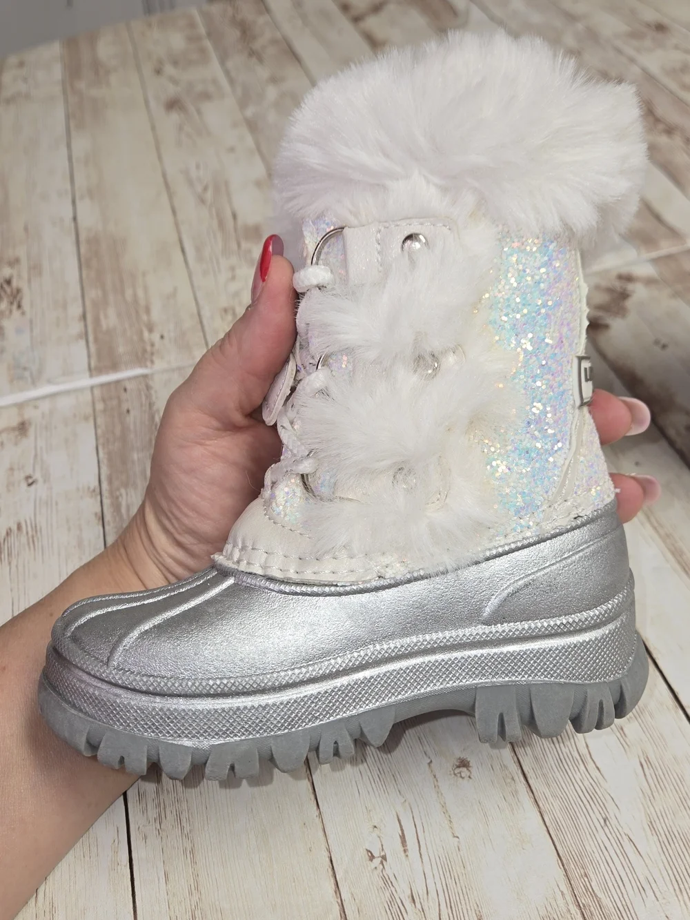 London Fog Girls Size 7M Silver Glitter Faux Fur Winter Snow Boots